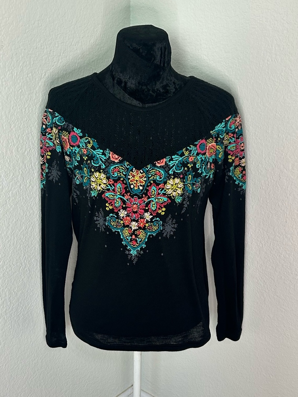 Miss Me Black Floral Beaded Embellished Long Sleeve Top Size Medium